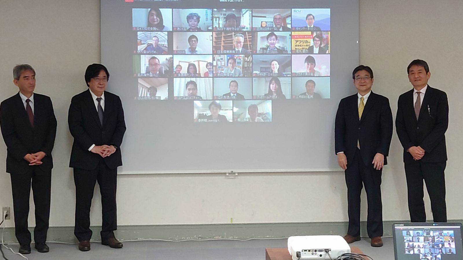 第8回「エクセレントNPO大賞」は「POSSE」が受賞しました