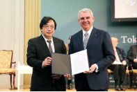 2024年G7議長国<br />
イタリア政府へ