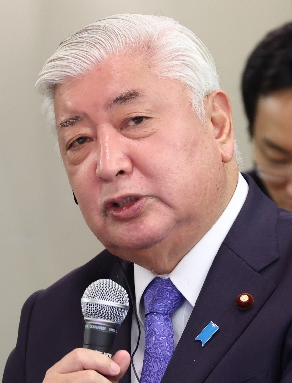 中谷元