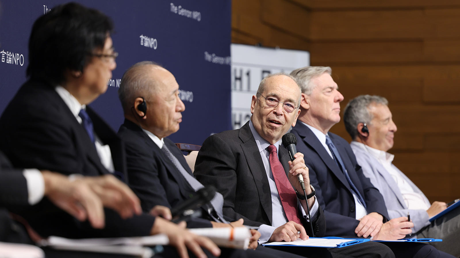 <span class="fs-s">９月３日（火）の日米対話を皮切りに、「アジア平和会議2024」開幕しました</span><span class="fs-es"> ー1日目の議論を画像でみる</span>