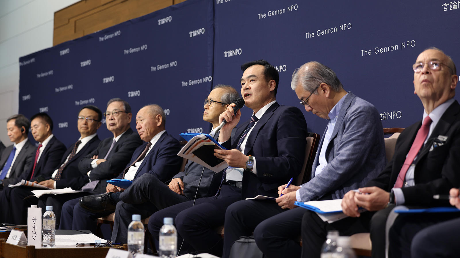 <span class="fs-s">北東アジアの現状は「新冷戦」ではないが、危機は山積しており、「熱戦」にしないための努力は不可欠</span><span class="fs-es">第１セッション「北東アジアは『新冷戦』に向かっているのか」報告</span>